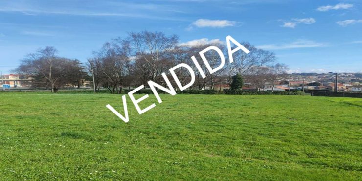 Finca Urbana de 2.200 m² en Culleredo